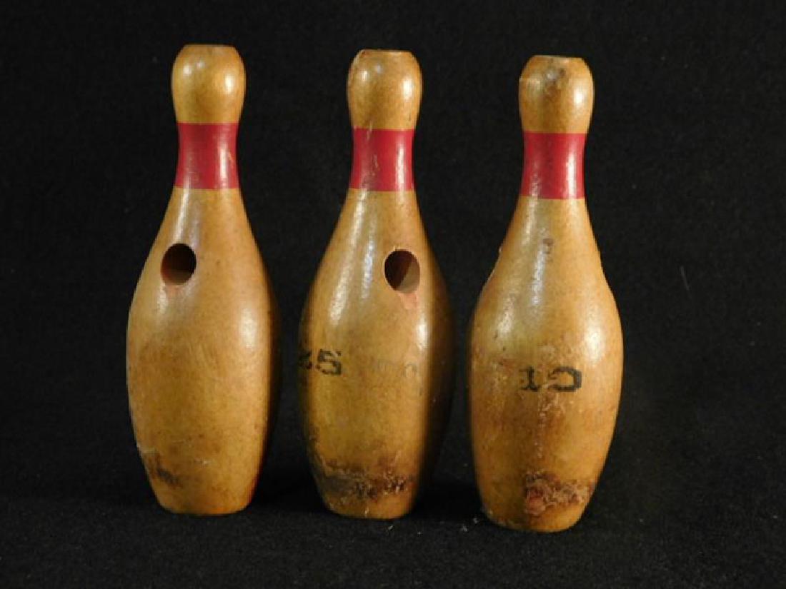 MINI BOWLING PINS: Thank you for attending HATMAN AUCTIONS! YES, WE SHIP! This is one of a series of auctions where we a very large collection of rare2213's Victorian Glassware, Primitives, Fenton, Hummels, Goebels, Ant