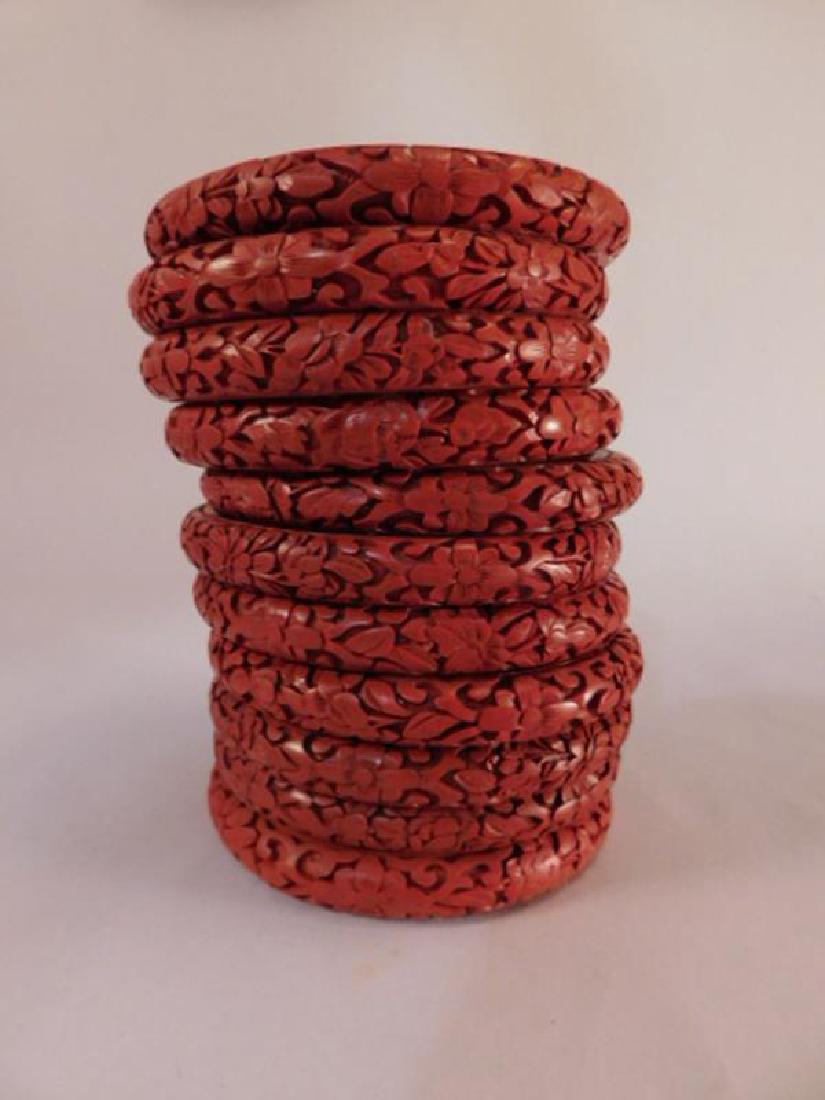 VINTAGE BRACELETS JEWELRY ANTIQUE RED LAQUER CARVED (1 of 3)