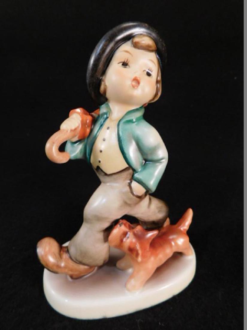 HUMMEL GOEBEL BERTA M.I. STROLLING ALONG 4.25INCHES (1 of 4)