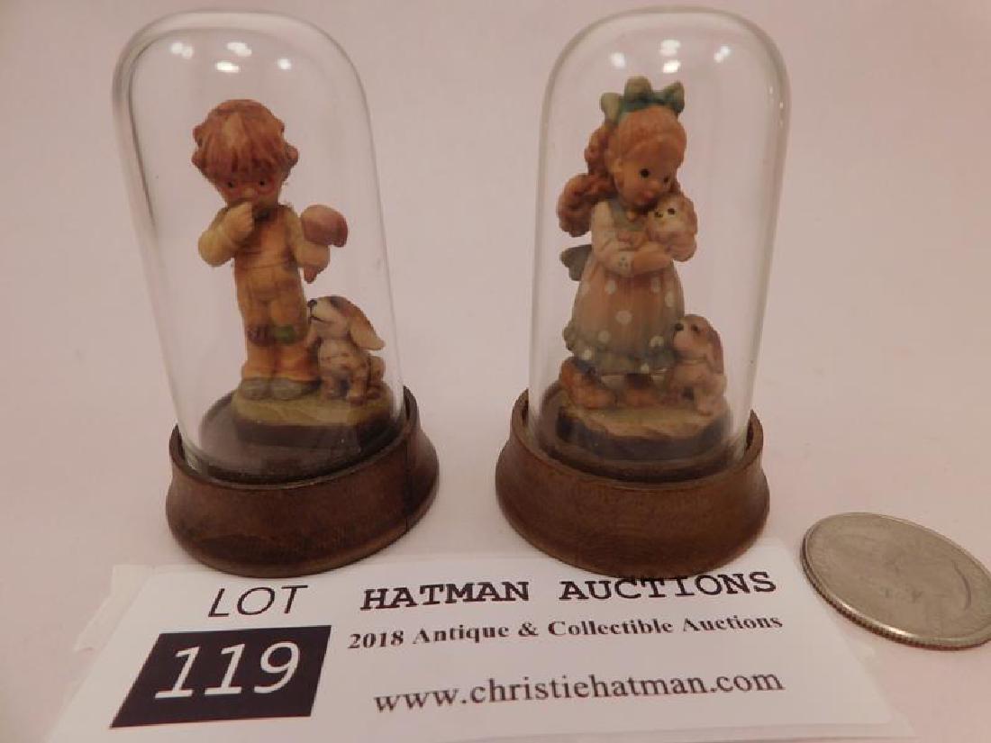 ANRI WOODCRAVINGS SARAH KAY (YES, WE SHIP!): Thank you for attending HATMAN AUCTIONS! This auctions consists of several lots of antiques, advertising, ephemera, rare rocks, Fenton, Hummel, Disney and other collectibles. Please see photos for mea