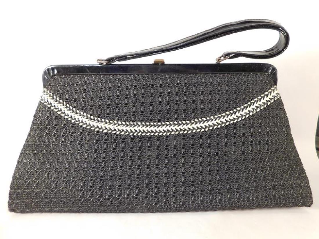 VINTAGE MID CENTURY PURSE (YES, WE SHIP!): Thank you for attending HATMAN AUCTIONS! This auctions consists of several lots of antiques, advertising, ephemera, rare rocks, Fenton, Hummel, Disney and other collectibles. Please see photos for mea