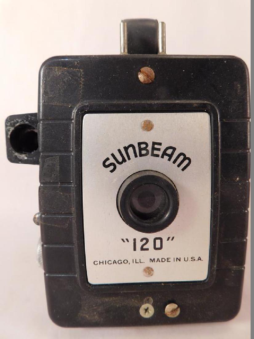SUNBEAM 120 VINTAGE CAMERA (YES, WE SHIP!): Thank you for attending HATMAN AUCTIONS! This auctions consists of several lots of antiques, advertising, ephemera, rare rocks, Fenton, Hummel, Disney and other collectibles. Please see photos for mea