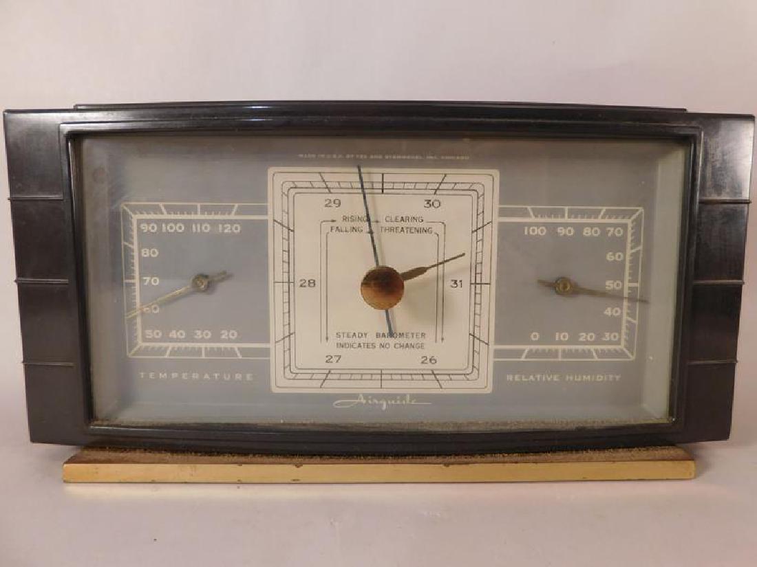 VINTAGE ANTIQUE CLOCK (YES, WE SHIP!): Thank you for attending HATMAN AUCTIONS! This auctions consists of several lots of antiques, advertising, ephemera, rare rocks, Fenton, Hummel, Disney and other collectibles. Please see photos for mea