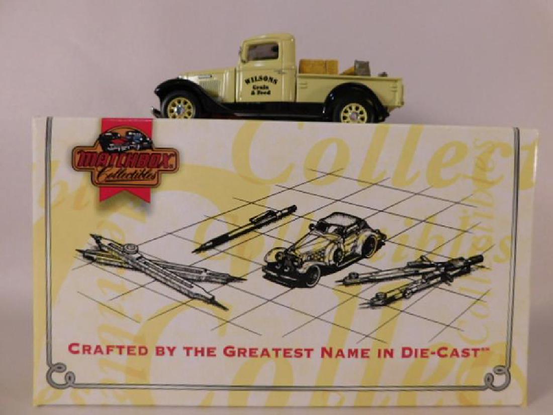 MATCHBOX COLLECTIBLES 1934 INTERNATIONAL C SERIES DIE: MATCHBOX COLLECTIBLES 1934 INTERNATIONAL C SERIES DIE CAST TRUCK WILSONS GRAIN AND FEED 1934 INTERNATIONAL PICKUP ANTIQUES AND COLLECTIBLES (YES, WE SHIP!)