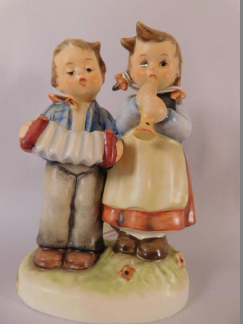 HUMMEL GOEBEL BERTA M.I. FIGURINE  ( YES WE SHIP) (1 of 4)