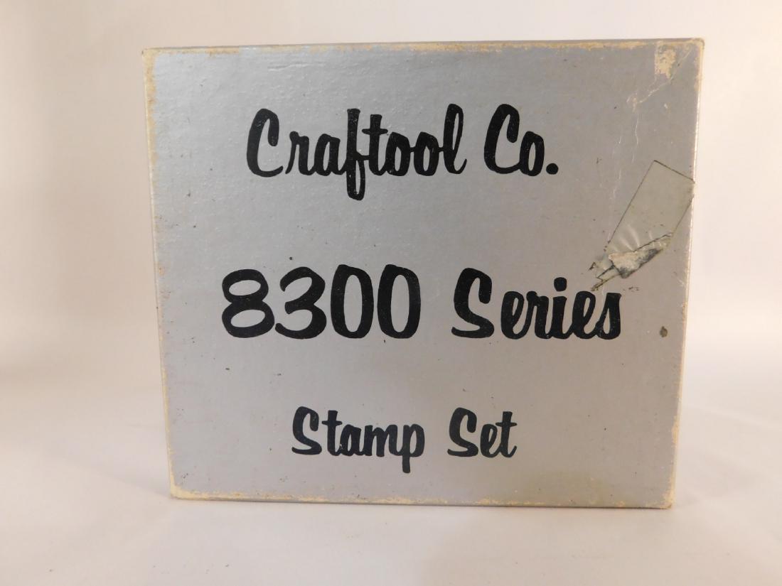 LEATHER WORKING TOOLS STAMPS AND PUNCHES CRAFTOOL BELT (1 of 2)