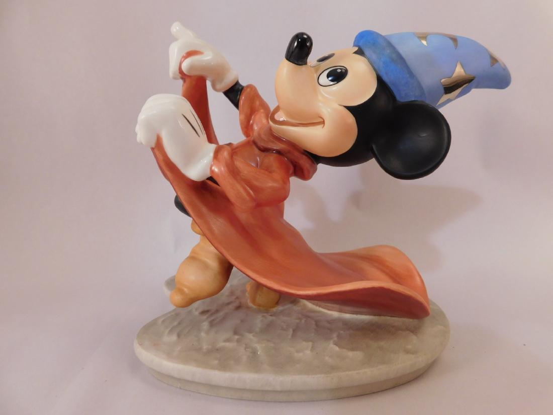WDCC WALT DISNEY COLLECTORS CLUB MISCHIEVOUS APPRENTICE (1 of 5)