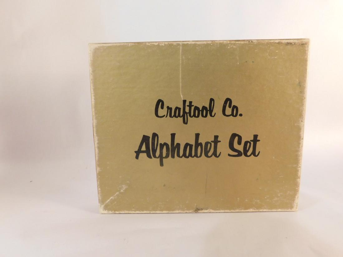 LEATHER WORKING TOOLS STAMPS AND PUNCHES CRAFTOOL BELT (1 of 2)