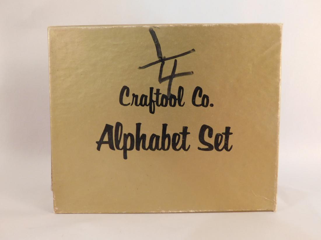 LEATHER WORKING TOOLS STAMPS AND PUNCHES CRAFTOOL BELT (1 of 2)