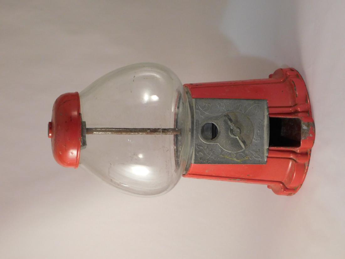 COIN OP BUBBLE GUM MACHINE ANTIQUE VINTAGE COLLECTIBLE: COIN OP BUBBLE GUM MACHINE ANTIQUE VINTAGE COLLECTIBLE