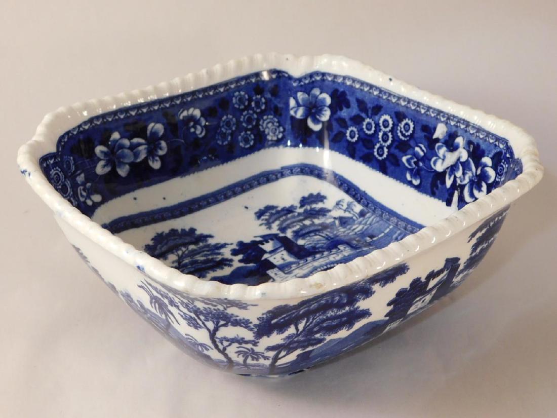 COPELAND SPODE'S TOWER ENGLAND BLUE WILLOW BOWL: COPELAND SPODE'S TOWER ENGLAND BLUE WILLOW BOWL ANTIQUE VINTAGE COLLECTIBLE