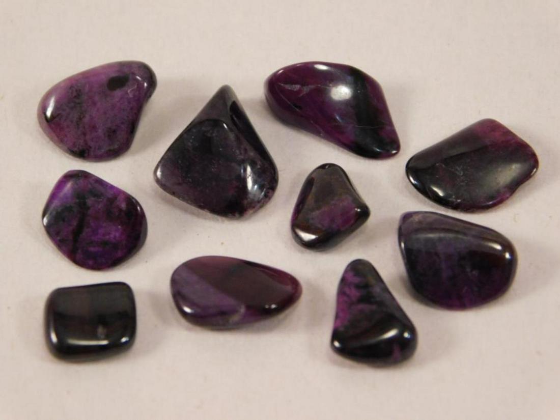 SUGILITE ROCK STONE LAPIDARY SPECIMEN: SUGILITE ROCK STONE LAPIDARY SPECIMEN