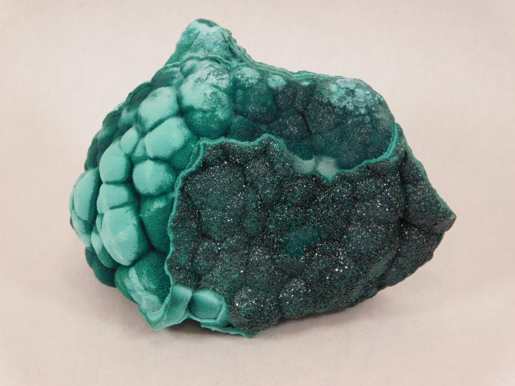 MALACHITE ROCK STONE LAPIDARY SPECIMEN: MALACHITE ROCK STONE LAPIDARY SPECIMEN