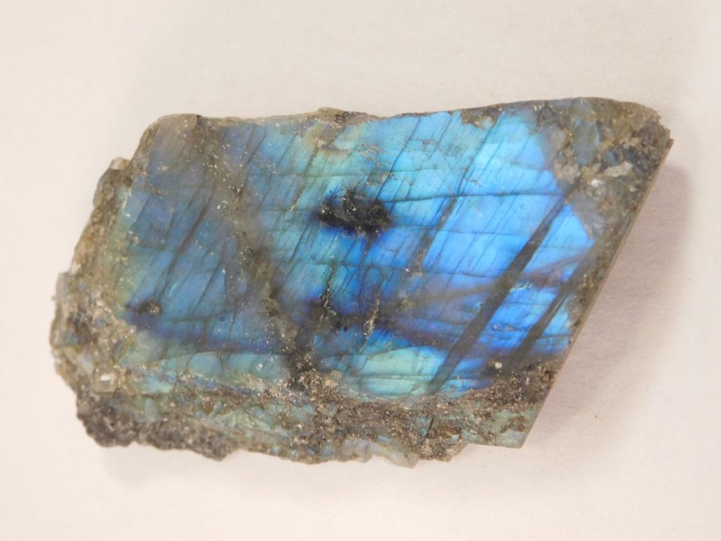 LABRADORITE POLISHED ROCK STONE LAPIDARY SPECIMEN: LABRADORITE POLISHED ROCK STONE LAPIDARY SPECIMEN