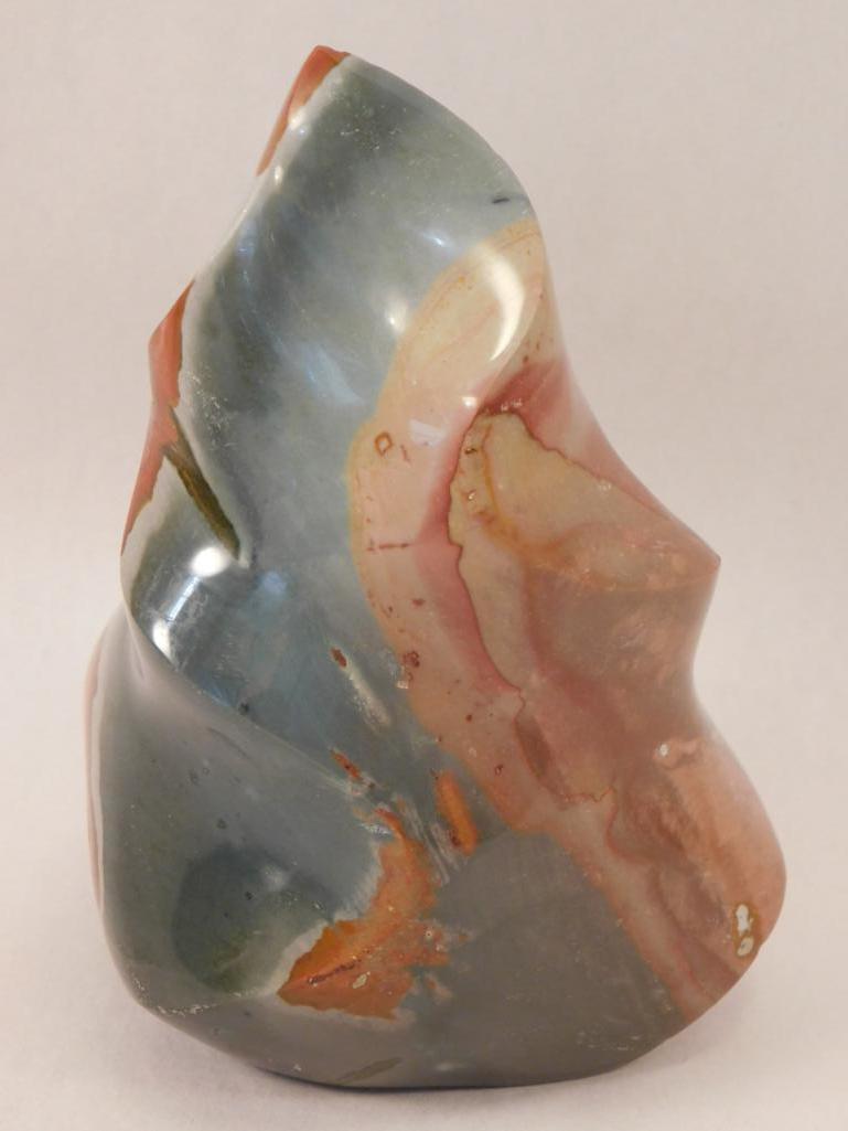 POLYCHROME JASPER SCULPTURE ROCK STONE LAPIDARY: POLYCHROME JASPER SCULPTURE ROCK STONE LAPIDARY SPECIMEN