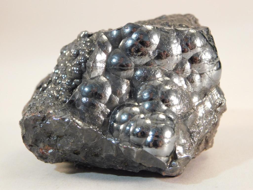 HEMATITE ROCK STONE LAPIDARY SPECIMEN: Thank you for attending HATMAN AUCTIONS! Please see photos for measurements and descriptions. If you purchase lots of heavy items, we can hold them for you until you can pick them up. *We are an aucti