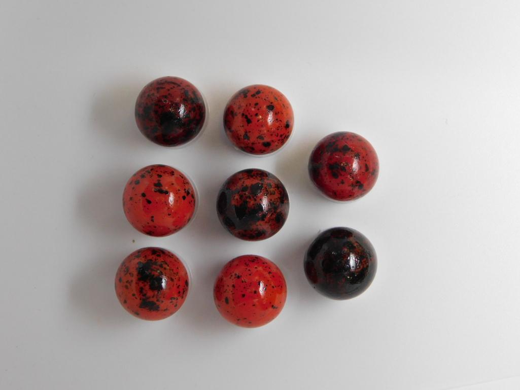 SPECKLED MARBLE VINTAGE ANTIQUE COLLECTION MARBLES: Thank you for attending HATMAN AUCTIONS! MARBLE TYPES INCLUDE AGGIE, JABO, CONTEMPORARY, ONION SKIN, GERMAN, SULPHIDE, CATS-EYE, MULTI-VEIN, BANANA, BENNINGTON, CLAY, GLASS, FROSTED, ORIENTAL, SWIRL,