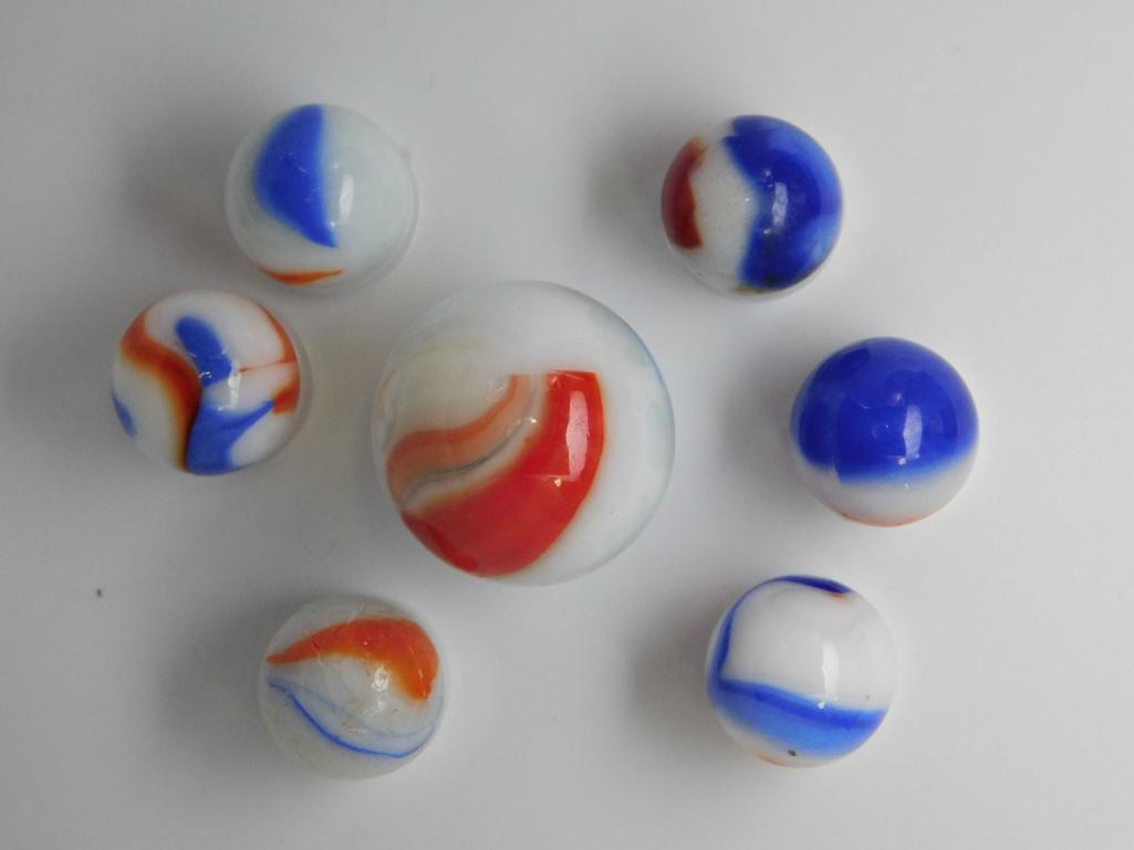 AGGIE MARBLE VINTAGE ANTIQUE COLLECTION MARBLES: Thank you for attending HATMAN AUCTIONS! MARBLE TYPES INCLUDE AGGIE, JABO, CONTEMPORARY, ONION SKIN, GERMAN, SULPHIDE, CATS-EYE, MULTI-VEIN, BANANA, BENNINGTON, CLAY, GLASS, FROSTED, ORIENTAL, SWIRL,