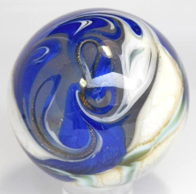 MARBLE VINTAGE ANTIQUE COLLECTION MARBLES: Thank you for attending HATMAN AUCTIONS! MARBLE TYPES INCLUDE AGGIE, JABO, CONTEMPORARY, ONION SKIN, GERMAN, SULPHIDE, CATS-EYE, MULTI-VEIN, BANANA, BENNINGTON, CLAY, GLASS, FROSTED, ORIENTAL, SWIRL,