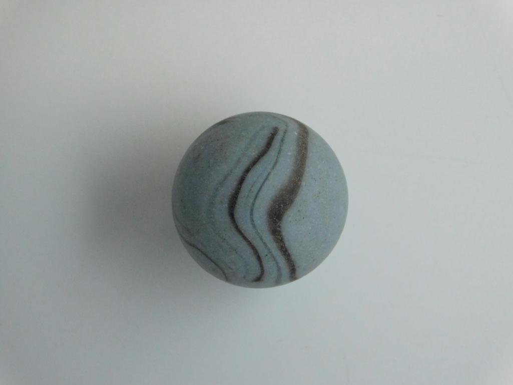 TARANTULA MARBLE VINTAGE ANTIQUE COLLECTION MARBLES: Thank you for attending HATMAN AUCTIONS! MARBLE TYPES INCLUDE AGGIE, JABO, CONTEMPORARY, ONION SKIN, GERMAN, SULPHIDE, CATS-EYE, MULTI-VEIN, BANANA, BENNINGTON, CLAY, GLASS, FROSTED, ORIENTAL, SWIRL,