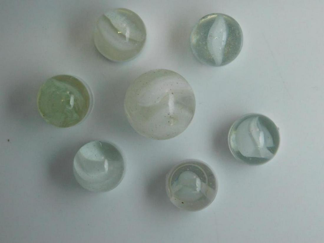 CATS-EYE MARBLE VINTAGE ANTIQUE COLLECTION MARBLES: Thank you for attending HATMAN AUCTIONS! MARBLE TYPES INCLUDE AGGIE, JABO, CONTEMPORARY, ONION SKIN, GERMAN, SULPHIDE, CATS-EYE, MULTI-VEIN, BANANA, BENNINGTON, CLAY, GLASS, FROSTED, ORIENTAL, SWIRL,