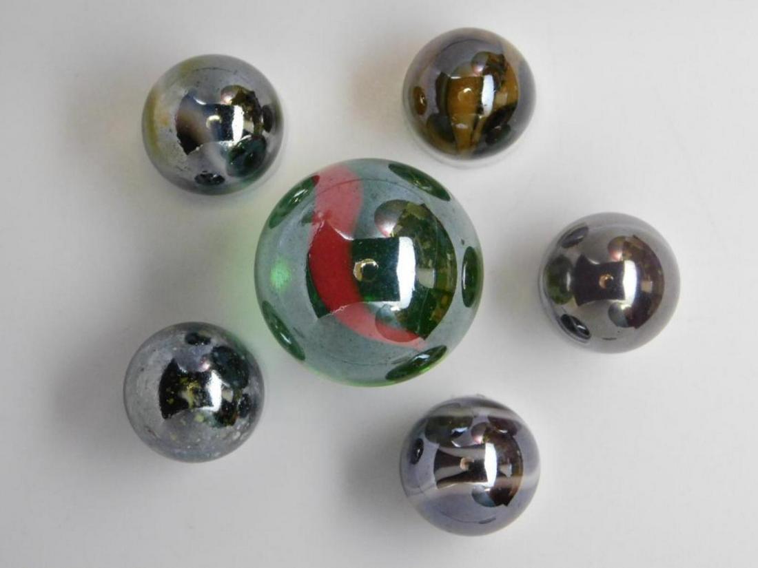 CARNIVAL MARBLE VINTAGE ANTIQUE COLLECTION MARBLES: Thank you for attending HATMAN AUCTIONS! MARBLE TYPES INCLUDE AGGIE, JABO, CONTEMPORARY, ONION SKIN, GERMAN, SULPHIDE, CATS-EYE, MULTI-VEIN, BANANA, BENNINGTON, CLAY, GLASS, FROSTED, ORIENTAL, SWIRL,