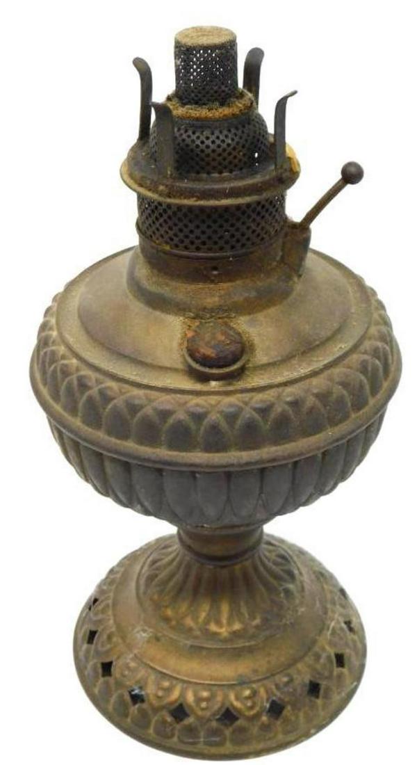 THE JR ROCHESTER BRASS OIL LAMP VINTAGE ANTIQUE: THE JR ROCHESTER BRASS OIL LAMP VINTAGE ANTIQUE