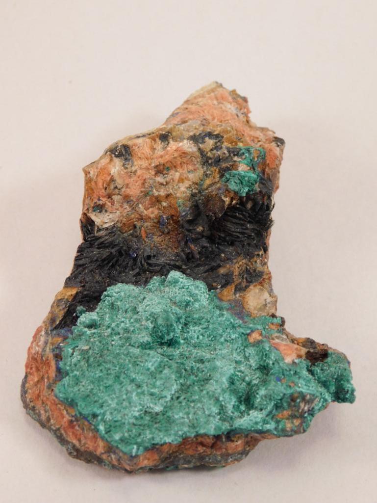 MALACHITE ROCK STONE LAPIDARY SPECIMEN: MALACHITE ROCK STONE LAPIDARY SPECIMEN