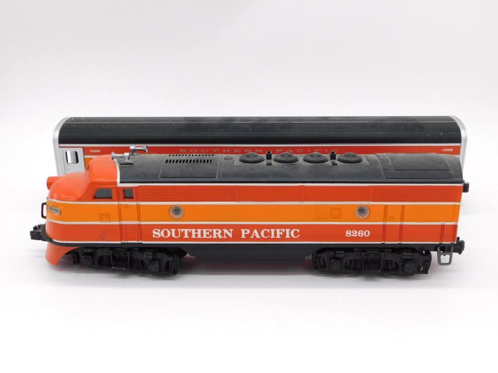 LIONEL SOUTHERN PACIFIC WITH ORIGINAL BOX (1 of 16)