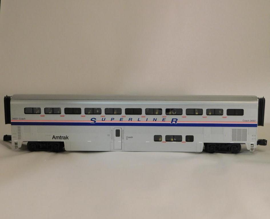 MTH AMTRAK SUPERLINER WITH ORIGINAL BOX (1 of 8)