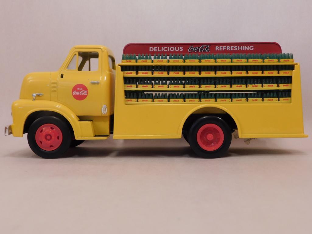 MODEL CAR COCA-COLA DELIVERY TRUCK (1 of 4)
