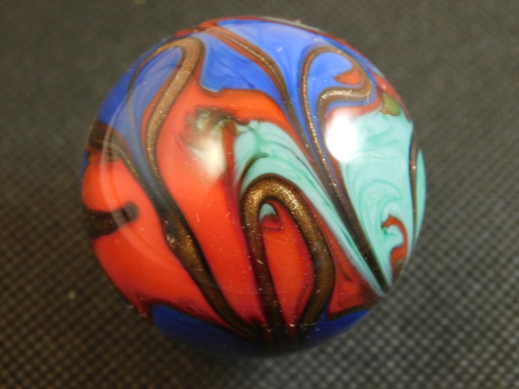 VINTAGE GLASS MARBLE: Thank you for attending HATMAN AUCTIONS! This auctions consists of antiques, art, glassware, pottery, artifacts, rocks, minerals, gems , fossils and jewelry lots. Please see photos for measurements an