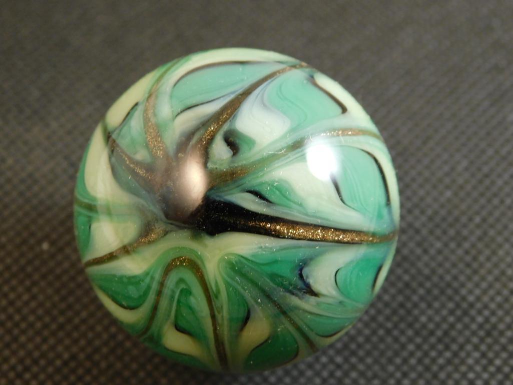 VINTAGE GLASS MARBLE: Thank you for attending HATMAN AUCTIONS! This auctions consists of antiques, art, glassware, pottery, artifacts, rocks, minerals, gems , fossils and jewelry lots. Please see photos for measurements an