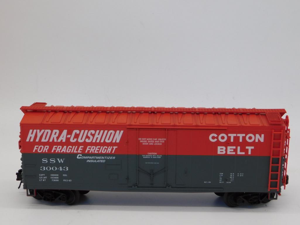 ATLAS HYDRA-CUSHION STEAM ERA CLASSICS LIONEL TRAIN: Thank you for attending HATMAN AUCTIONS! This auctions consists of antiques, art, glassware, pottery, artifacts, rocks, minerals, gems , fossils and jewelry lots. Please see photos for measurements an