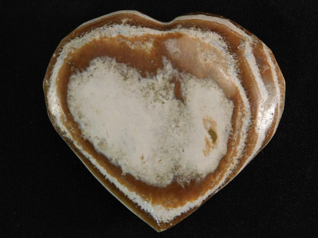 JASPER POLISHED HEART ROCK STONE LAPIDARY SPECIMEN (1 of 2)