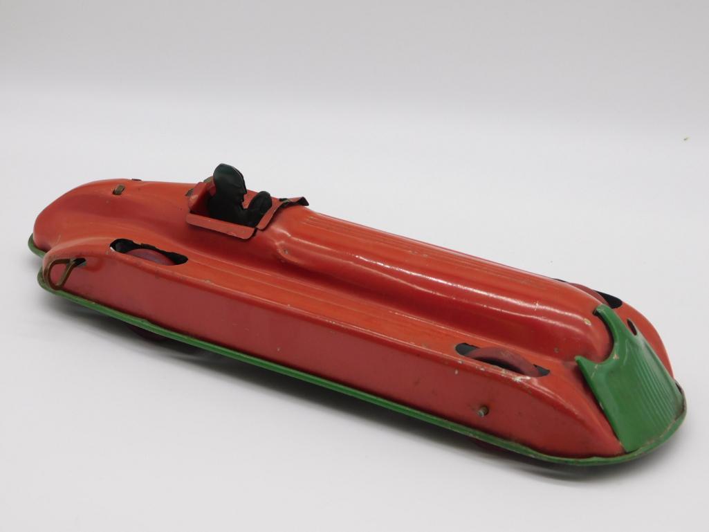 CAR WITH DRIVER CANADA TIN TOYS, WIND UP, ACTION (1 of 4)