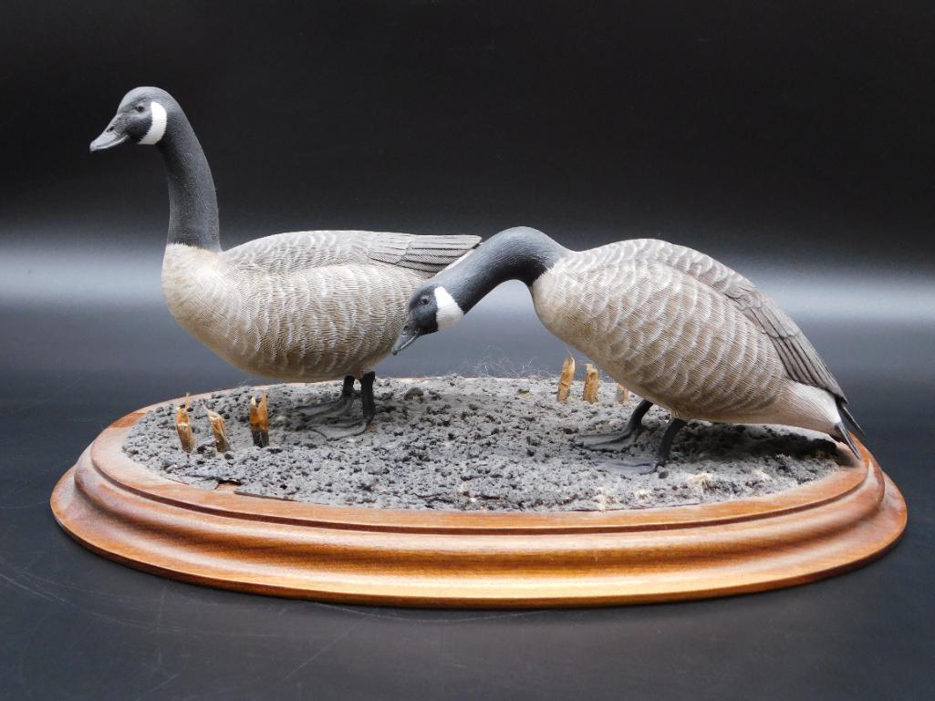 CANADA GEESE STATUE (1 of 4)