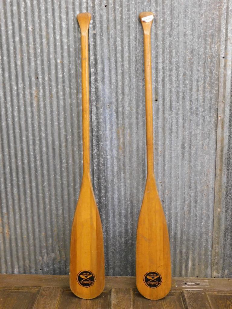 SMOKERS QUALITY BRAND SET OF 2 WOODEN CANOE PADDLES (1 of 6)