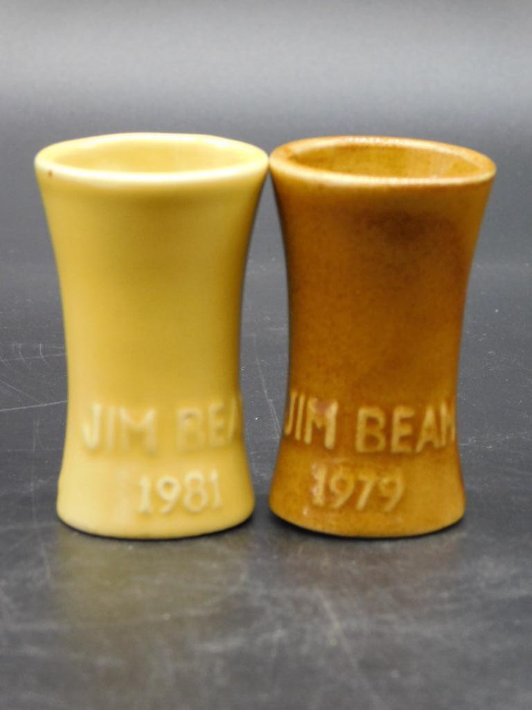 JIM BEAM SHOT GLASSES SET OF 2 VINTAGE ANTIQUE (1 of 2)