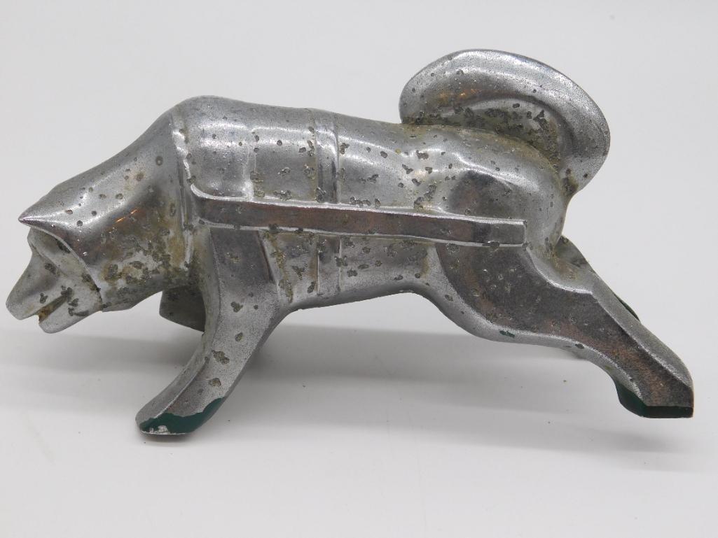 BROCKWAY TRUCK METAL SLED DOG HOOD ORNAMENT (1 of 2)