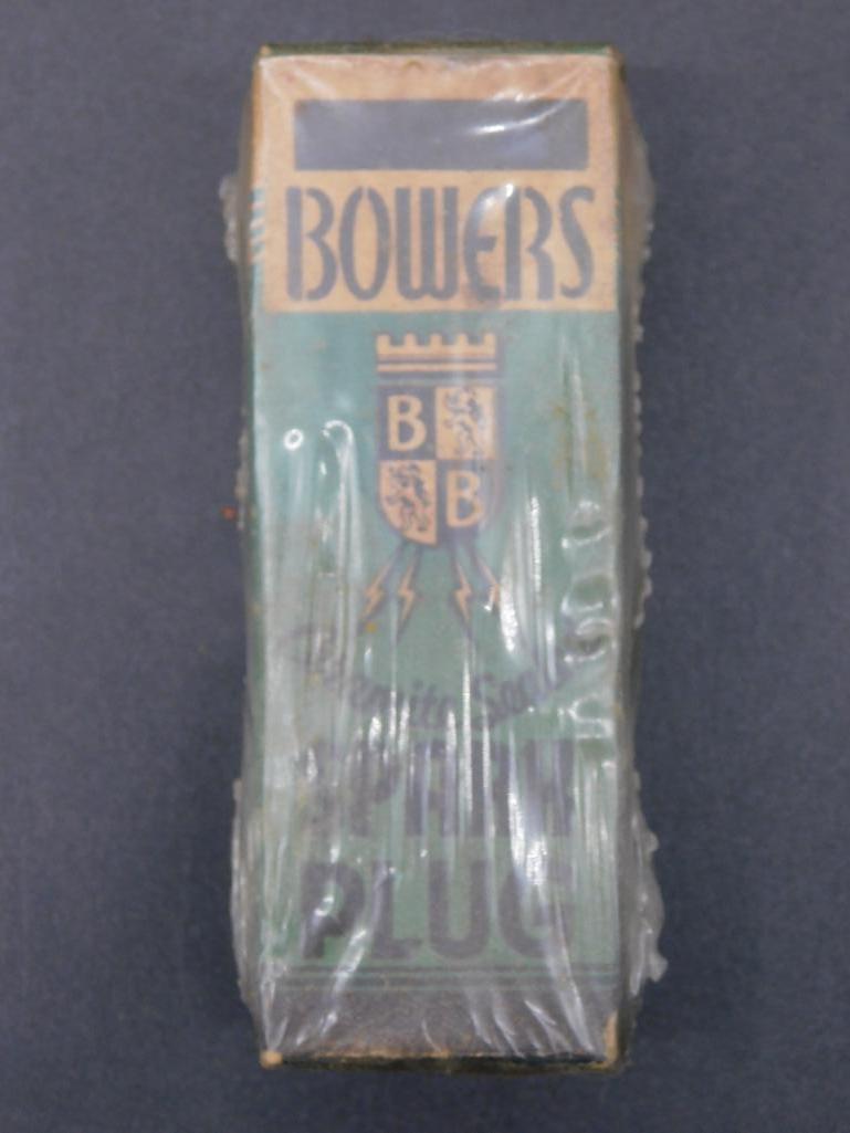 BOWERS SPARK PLUG ADVERTISING VINTAGE ANTIQUE: BOWERS SPARK PLUG ADVERTISING VINTAGE ANTIQUE *** Thank you for attending HATMAN AUCTIONS! Yes, we ship all items that are not oversized. Please see photos for measurements and description This is the