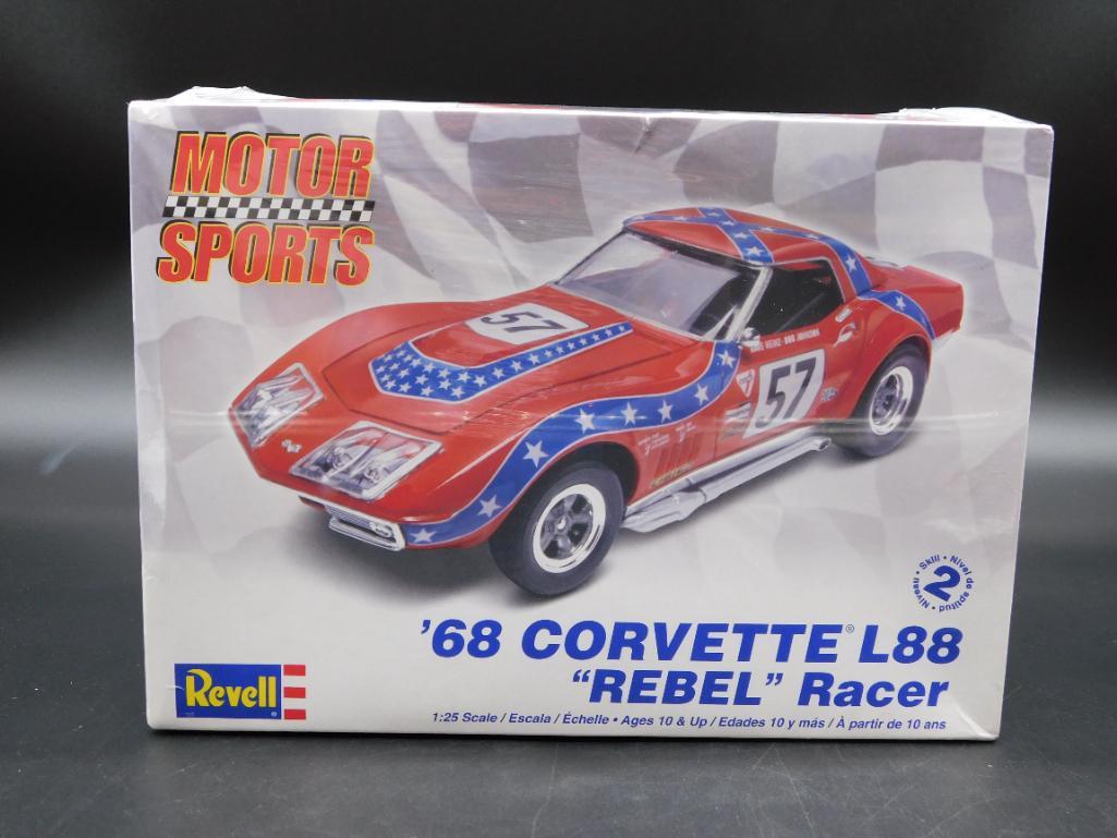 1968 Corvette L88 Rebel Racer Revell Red, Blue White (1 of 2)