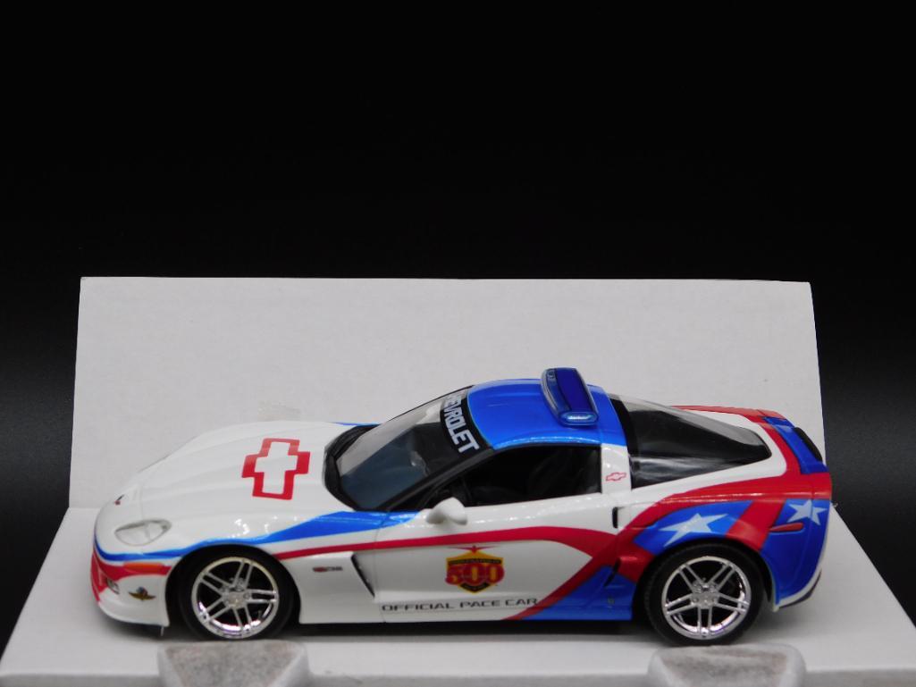 2006 Corvette Indy 500 Pace Car Revell Red, White Blue (1 of 3)