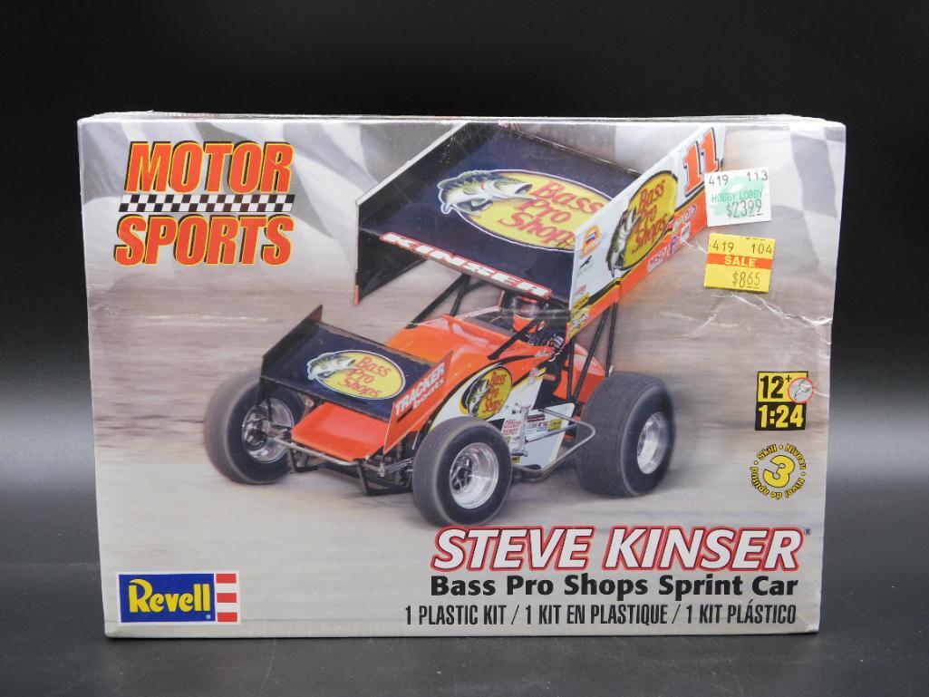 2011 Bass Pro Sprint Car Steve Kinser Revell Motor: 2011 Bass Pro Sprint Car Steve Kinser Revell Motor Sports Red Plastic Car #403 *** WELCOME TO HATMAN AUCTIONS! Today we are selling an estate Lifetime Collection of many collectible cars, trucks, die 