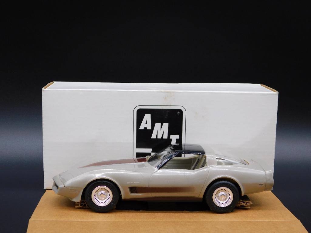 1982 Corvette Chevrolet AMT Silver Promo Model Car #419 (1 of 4)