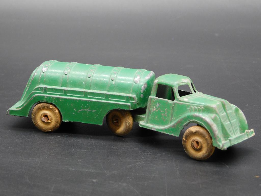 HUBLEY GREEN TRUCK TOY VINTAGE ANTIQUE (1 of 6)