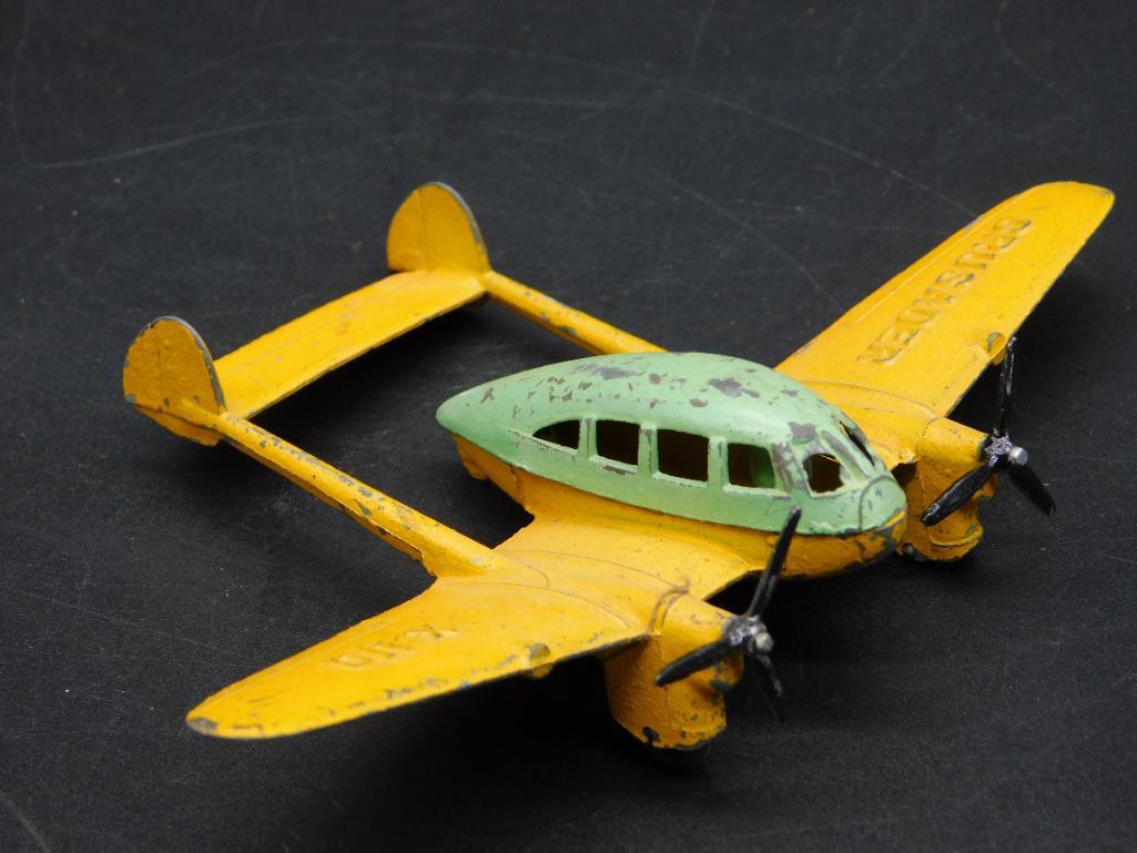 TOOTSIETOY METAL TOY PLANE VINTAGE ANTIQUE (1 of 5)