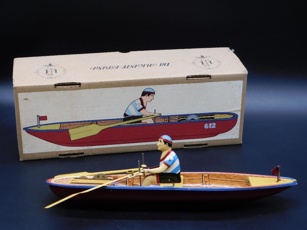 RARE PAYA ROWING MAN BOAT WIND UP TIN TOY WITH ORIGINAL (1 of 12)