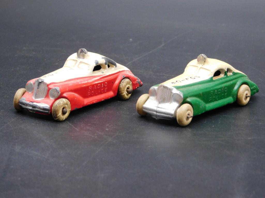 METAL POLICE CARS SET OF 2 VINTAGE ANTIQUE: METAL POLICE CARS SET OF 2 VINTAGE ANTIQUE *** Thank you for attending HATMAN AUCTIONS! Yes, we ship all items that are not oversized. Please see photos for measurements and description. SPECIAL NOTIC