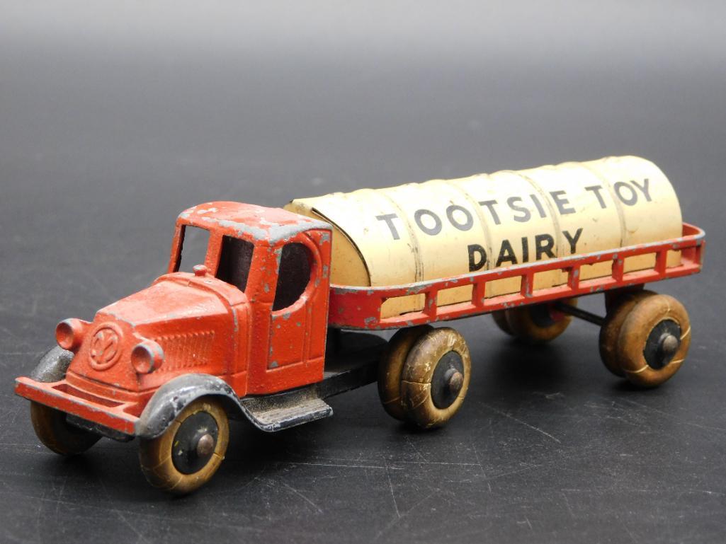 TOOTSIE TOY DAIRY DELIVERY TRUCK TOY (1 of 4)